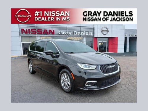 2022 Chrysler Pacifica Touring