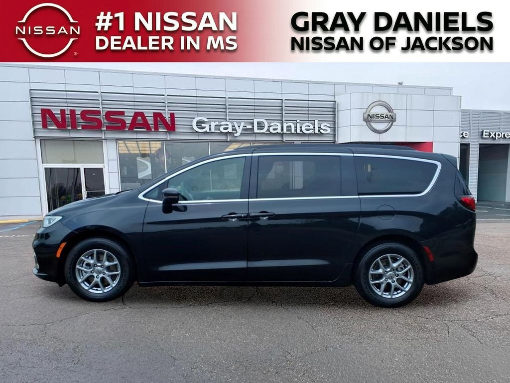 2022 Chrysler Pacifica Touring