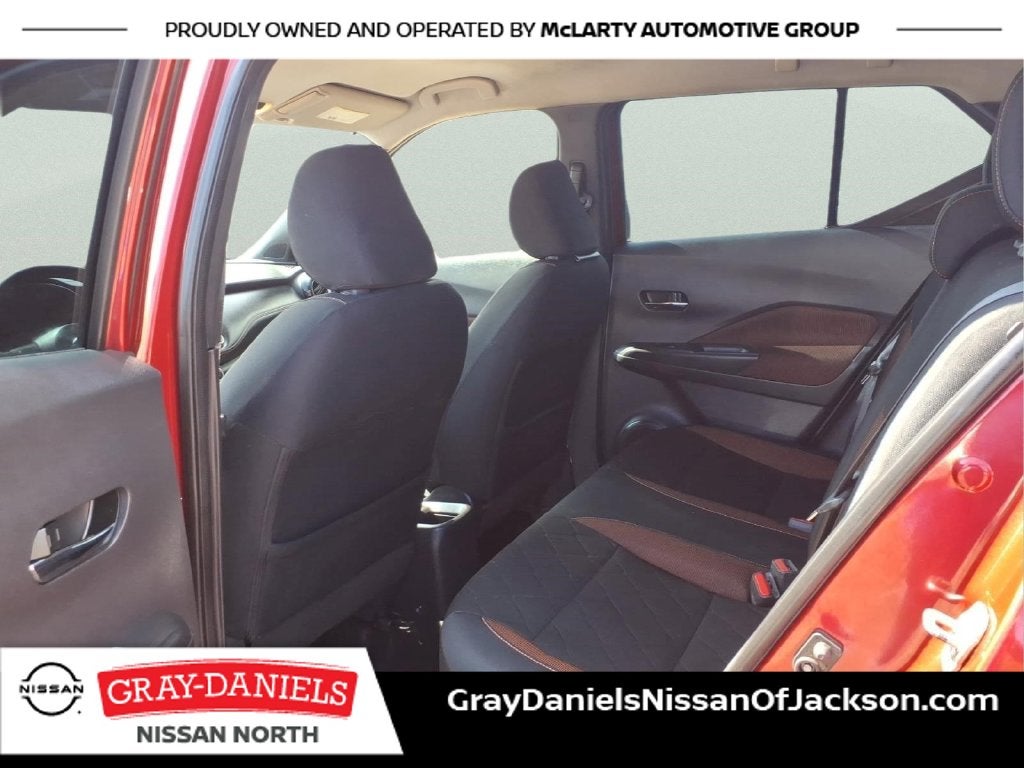 2019 Nissan Kicks SR