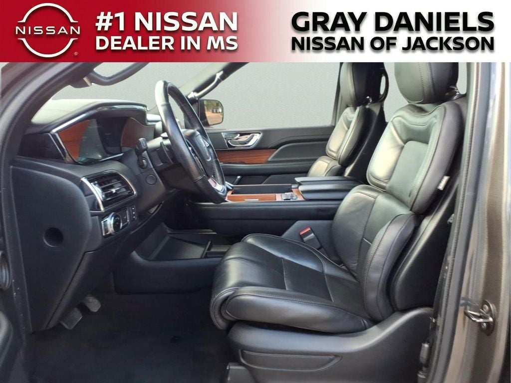 2018 Lincoln Navigator Select