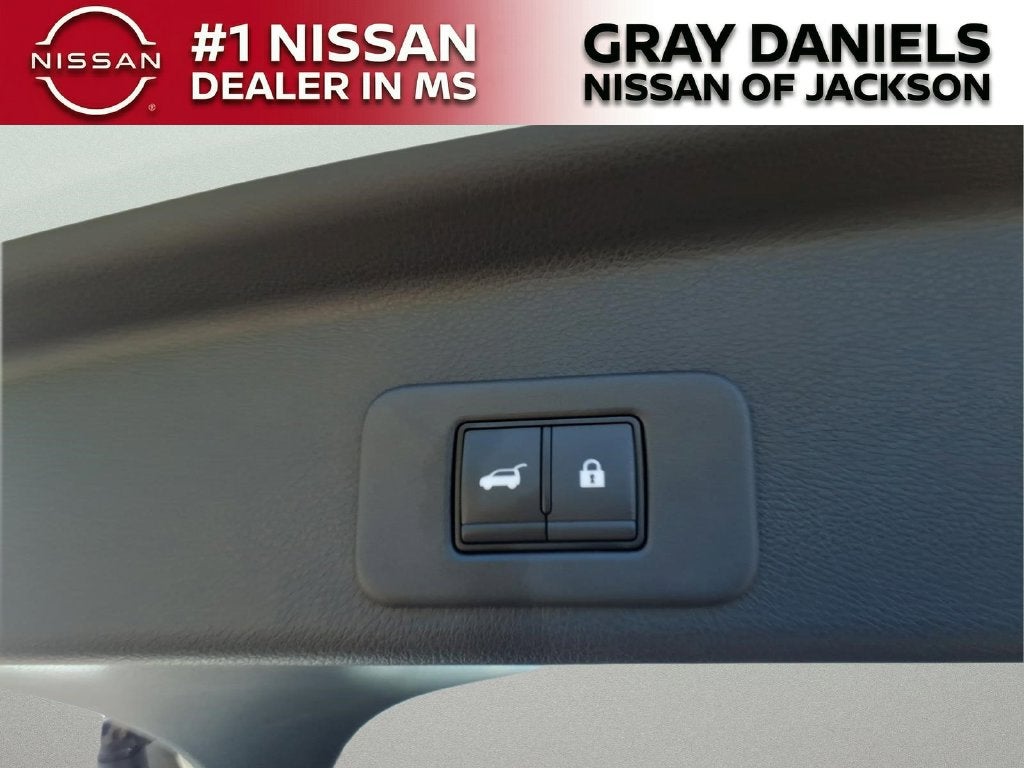 2025 Nissan Murano SL