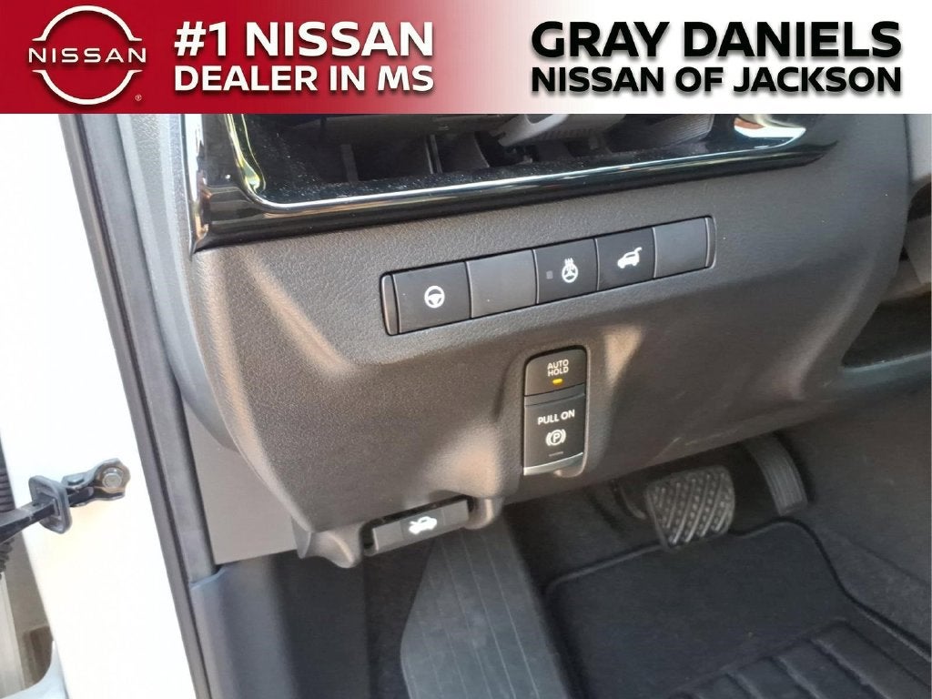 2025 Nissan Murano SL