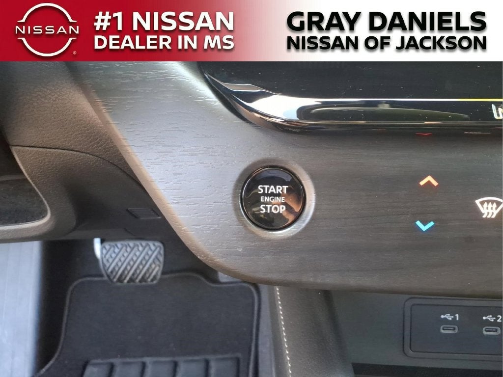 2025 Nissan Murano SL