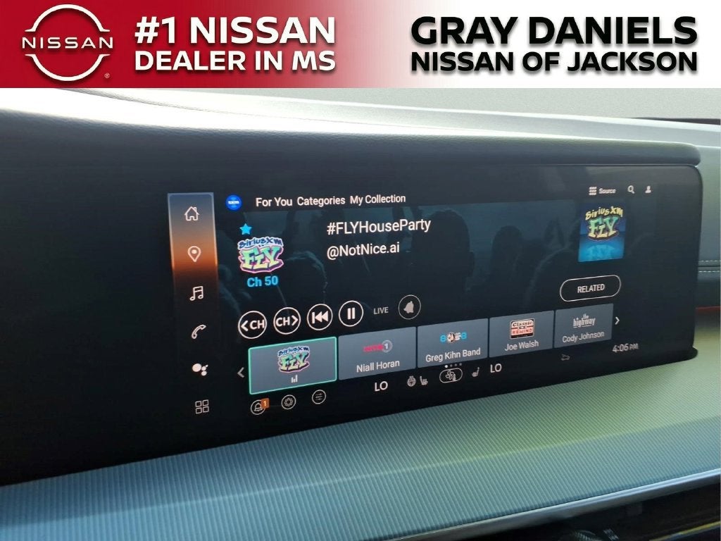 2025 Nissan Murano SL