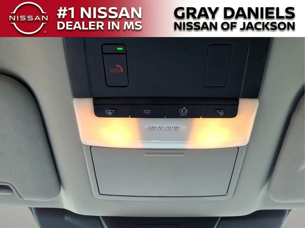 2024 Nissan Pathfinder SV
