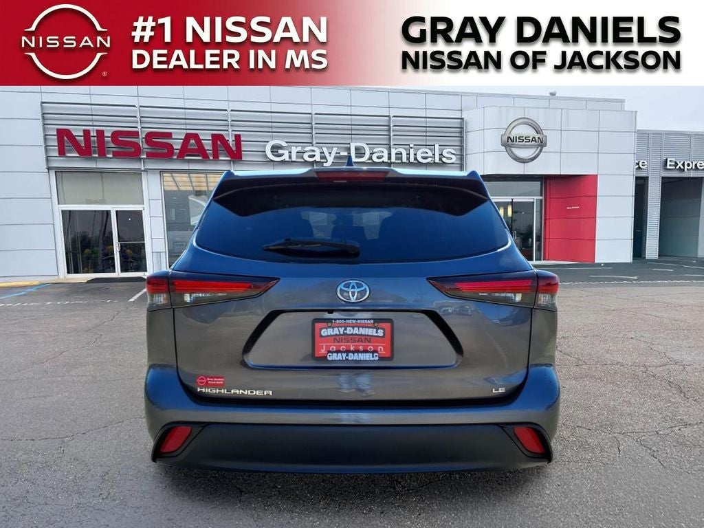 2024 Toyota Highlander LE