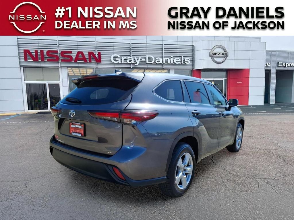 2024 Toyota Highlander LE