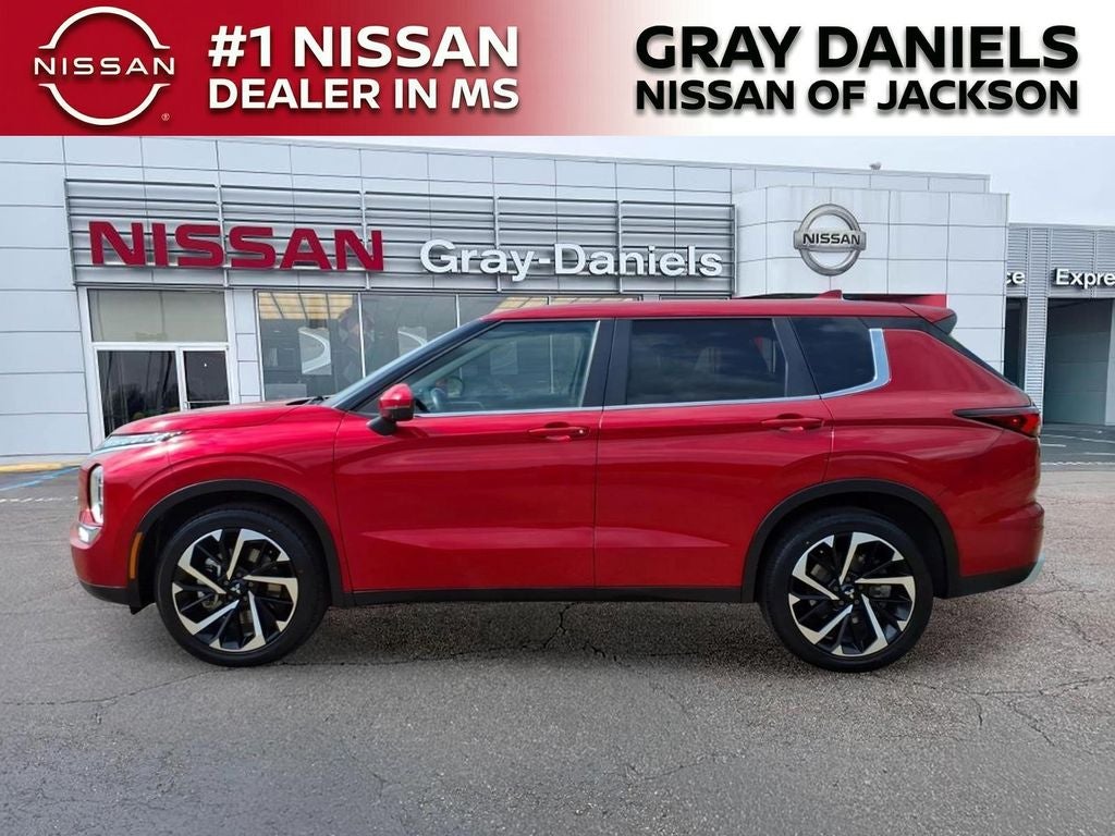 2024 Mitsubishi Outlander SE