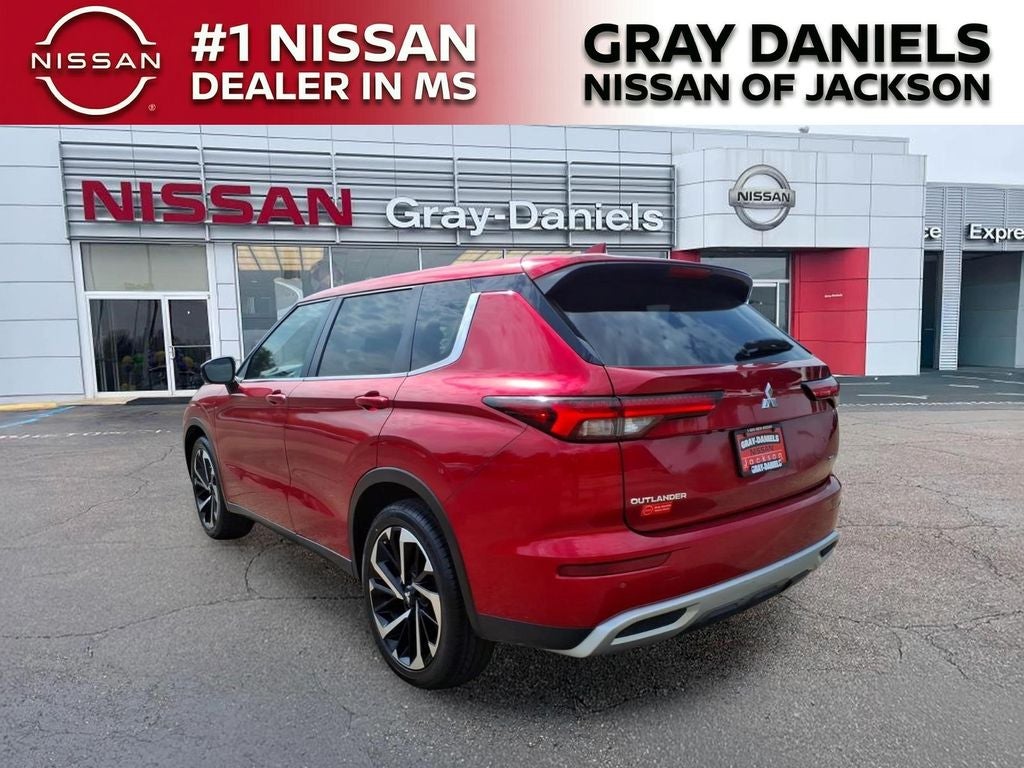 2024 Mitsubishi Outlander SE