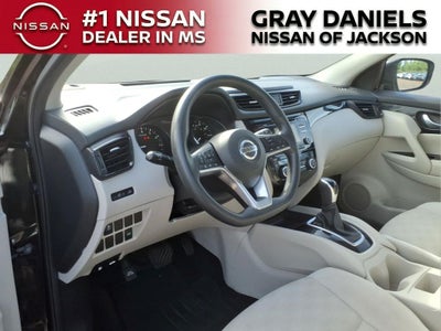 2017 Nissan Rogue Sport SV