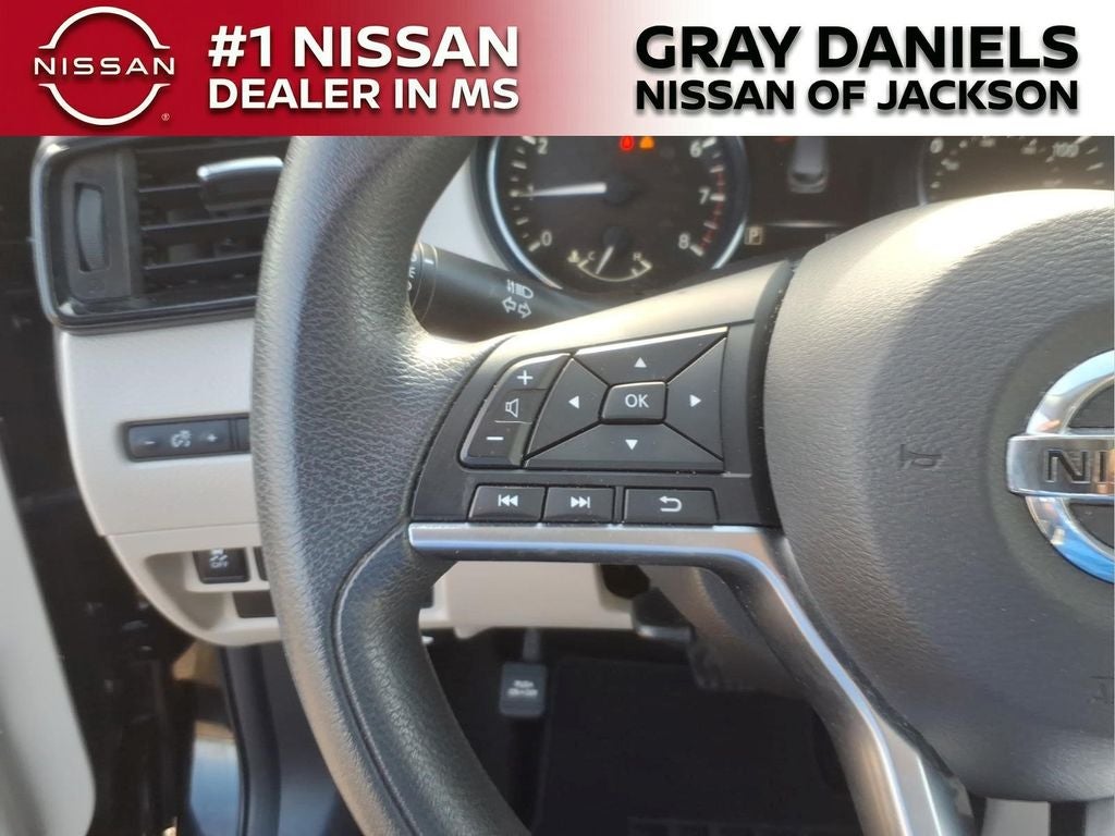 2017 Nissan Rogue Sport SV