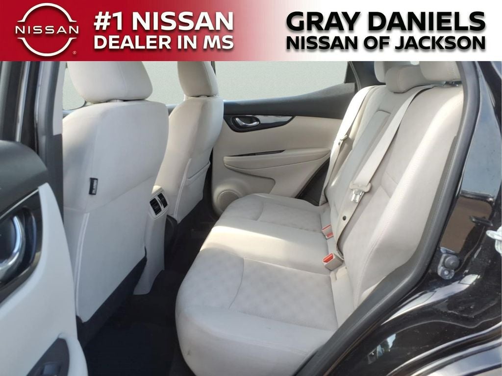 2017 Nissan Rogue Sport SV