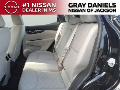 2017 Nissan Rogue Sport SV