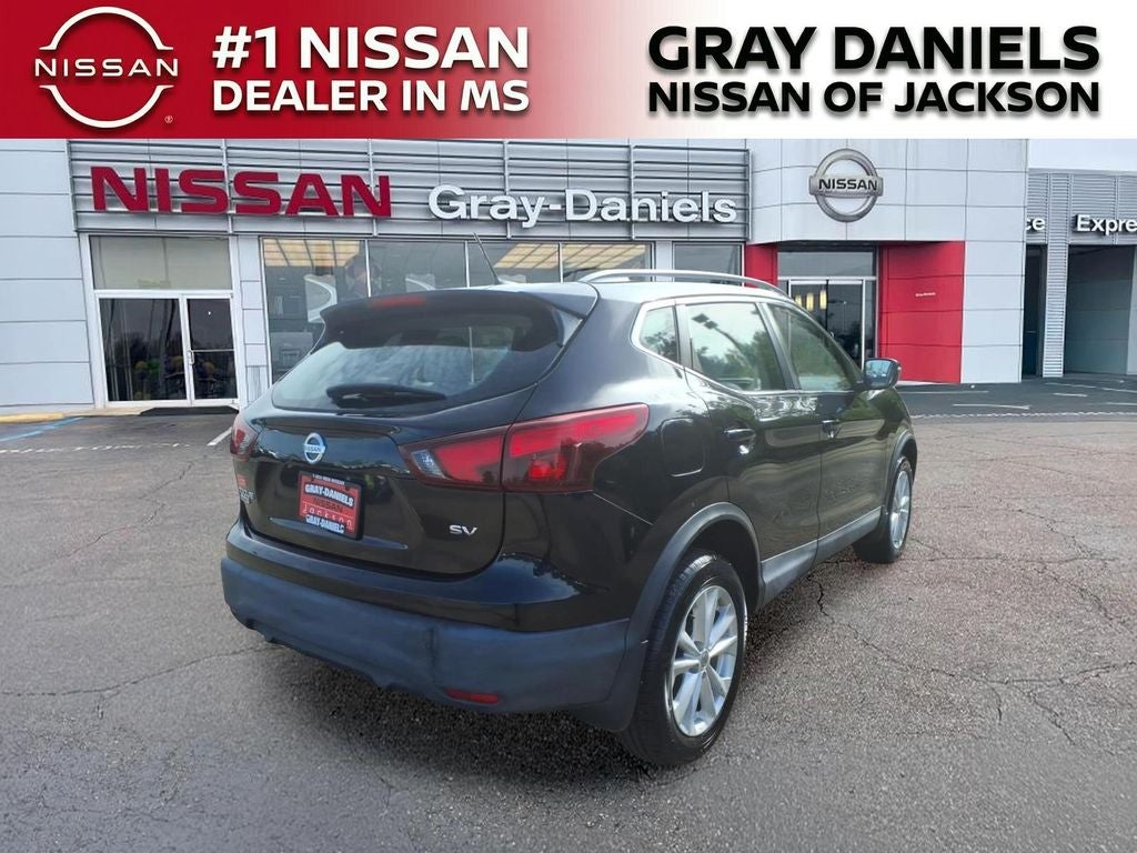 2017 Nissan Rogue Sport SV