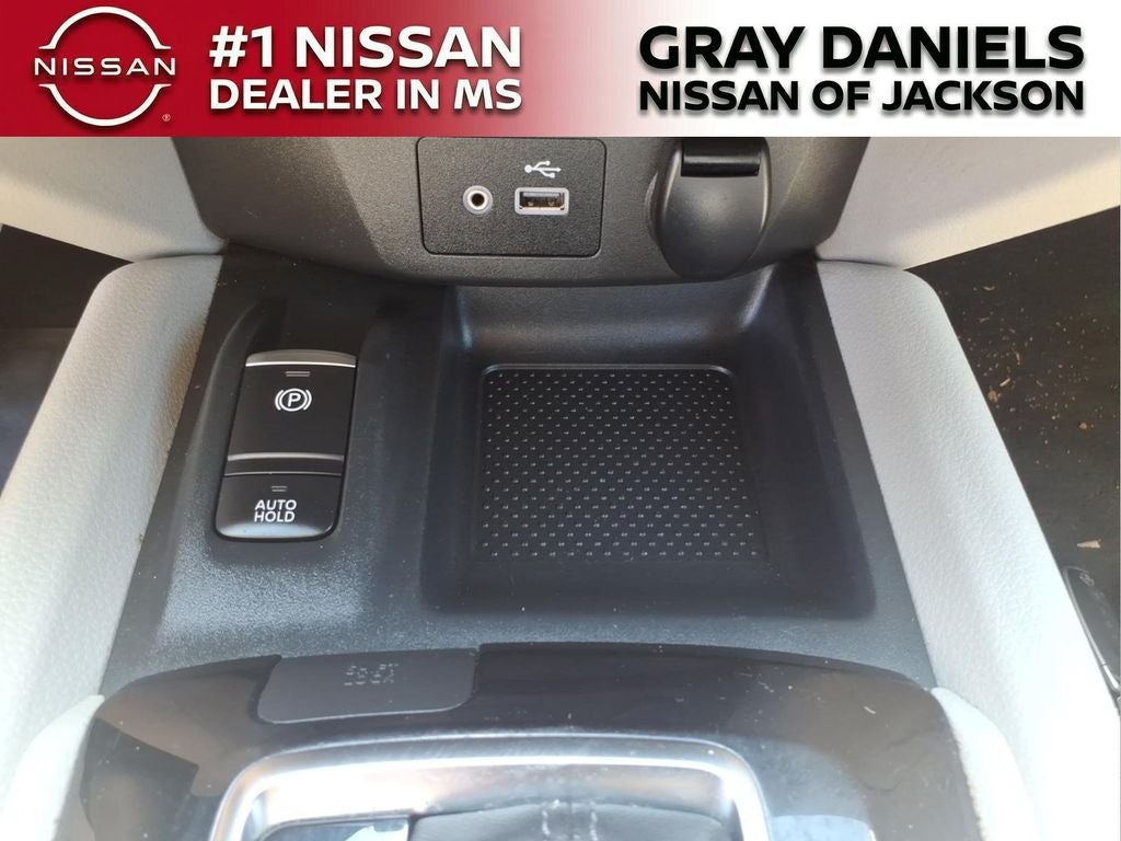 2022 Nissan Rogue Sport SL