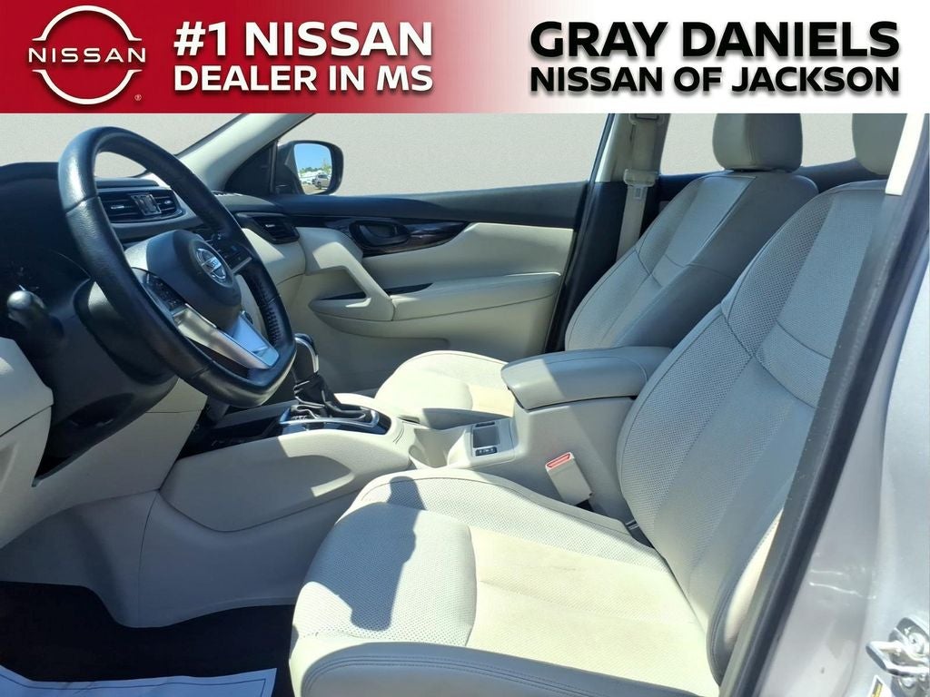 2022 Nissan Rogue Sport SL
