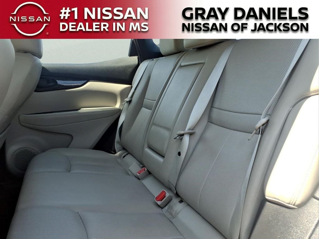 2022 Nissan Rogue Sport SL