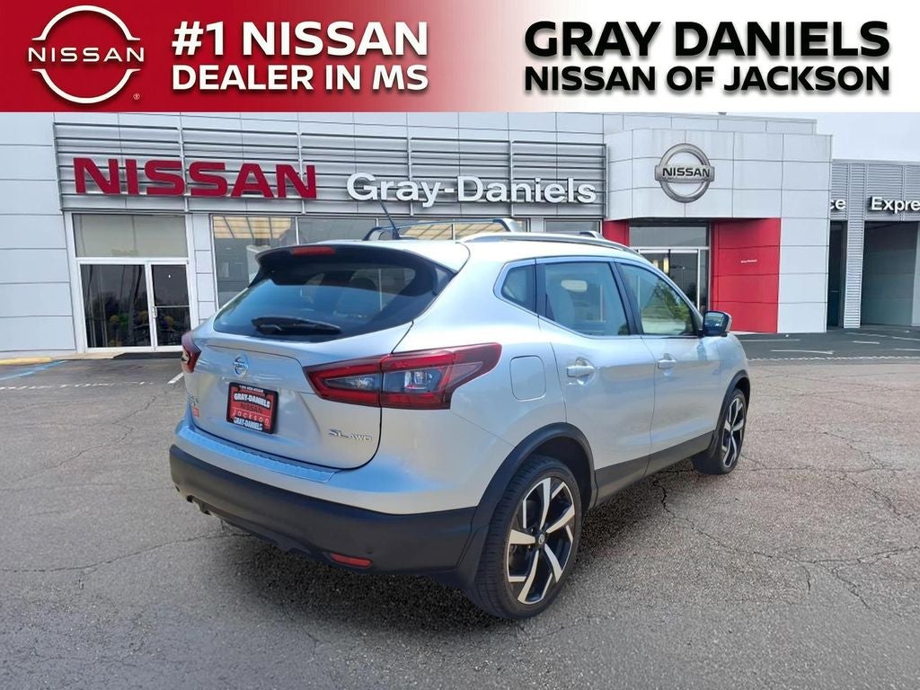 2022 Nissan Rogue Sport SL