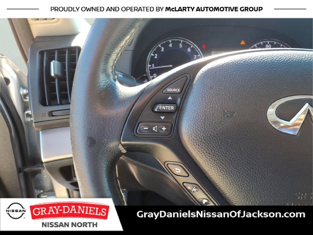 2015 INFINITI Q40 Base
