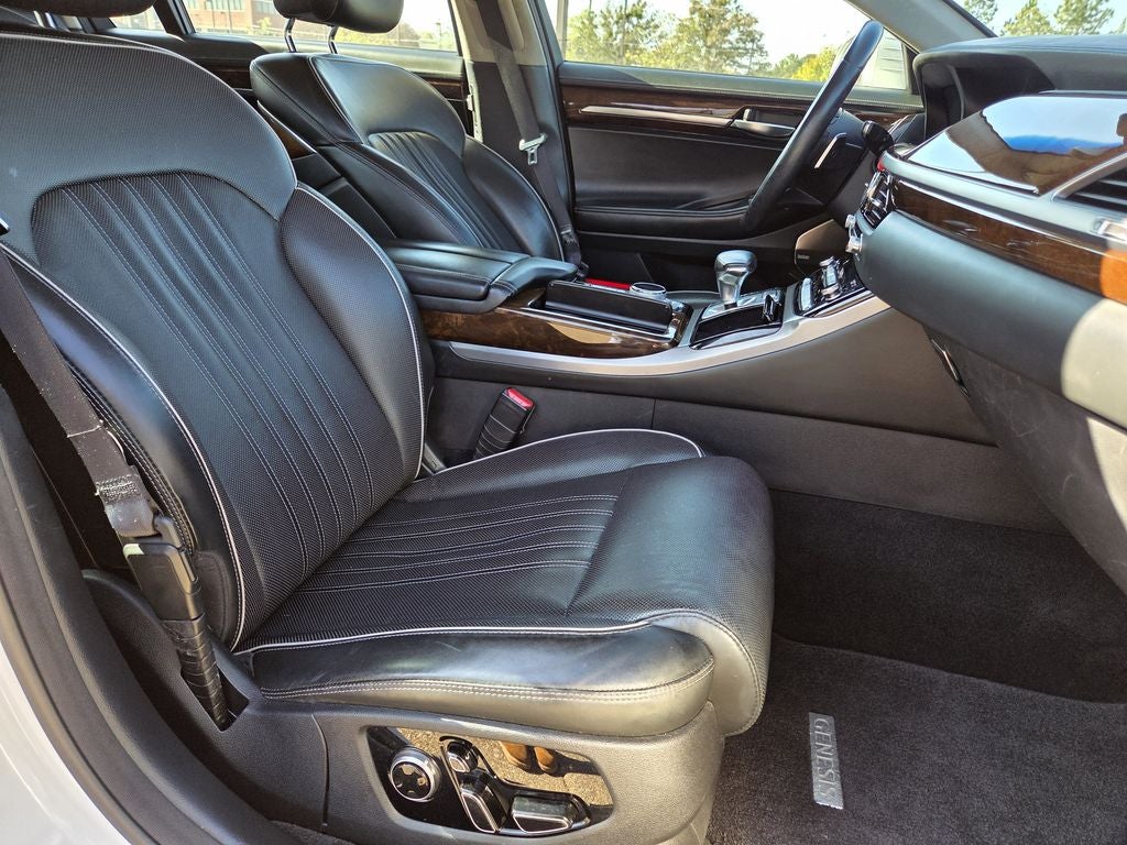 2018 Genesis G90 3.3T Premium