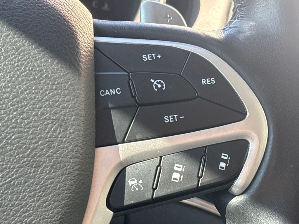 2021 Jeep Grand Cherokee Summit