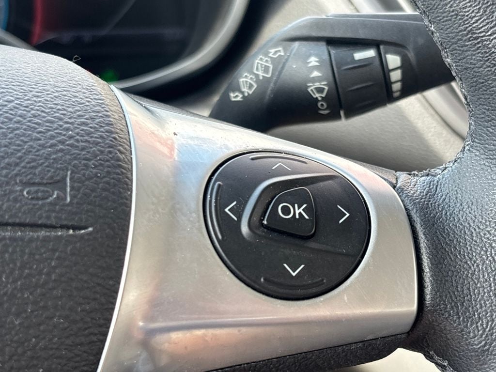 2013 Ford C-Max Hybrid SE
