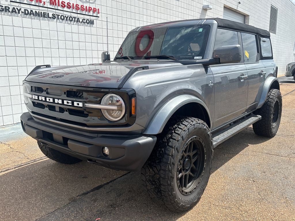 2024 Ford Bronco Outer Banks