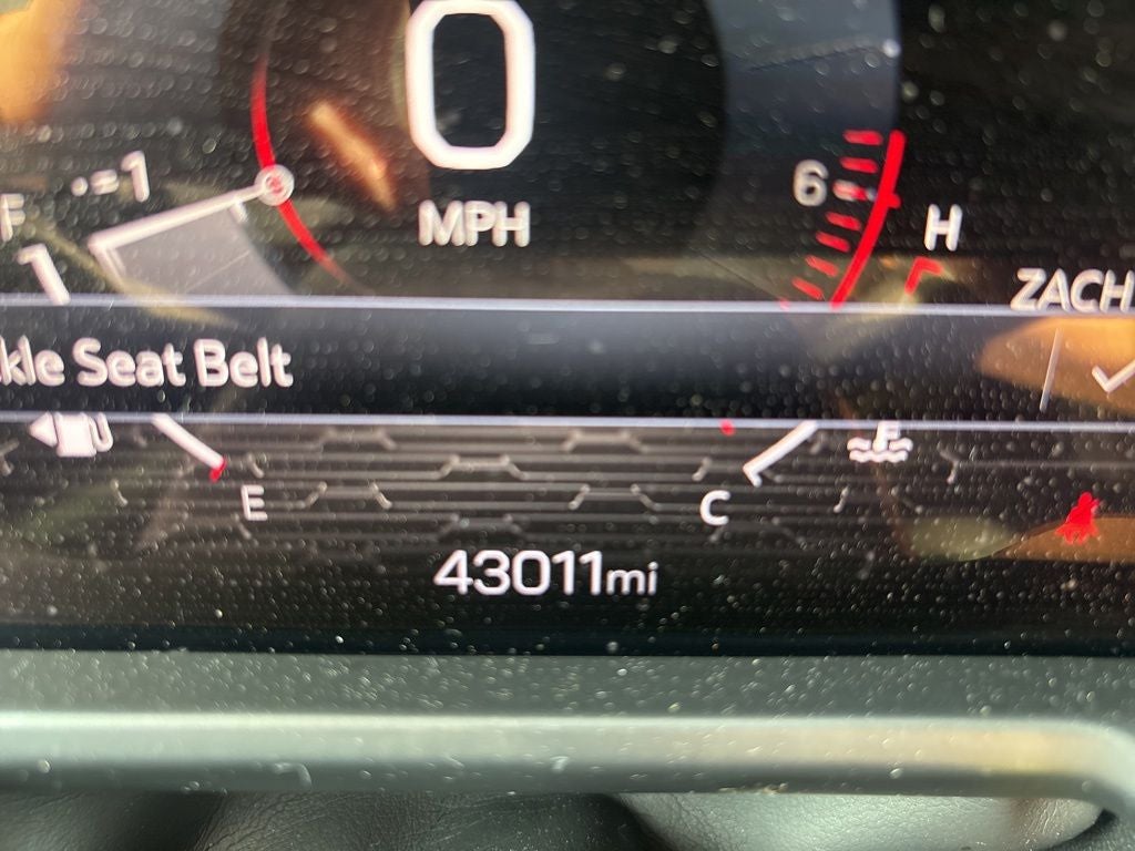 2024 GMC Acadia Elevation