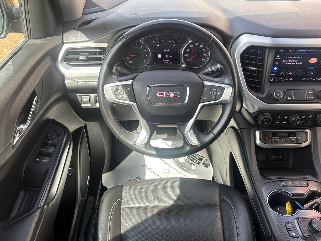 2023 GMC Acadia SLT