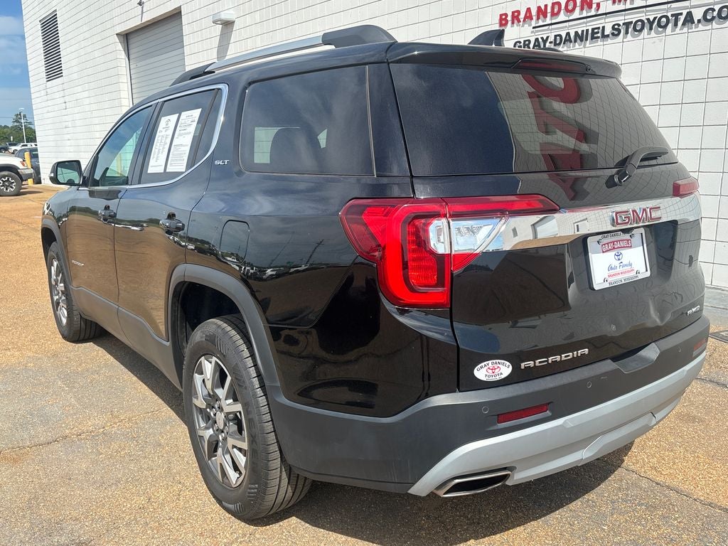 2023 GMC Acadia SLT