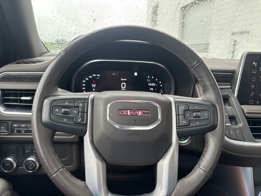 2022 GMC Yukon XL SLT