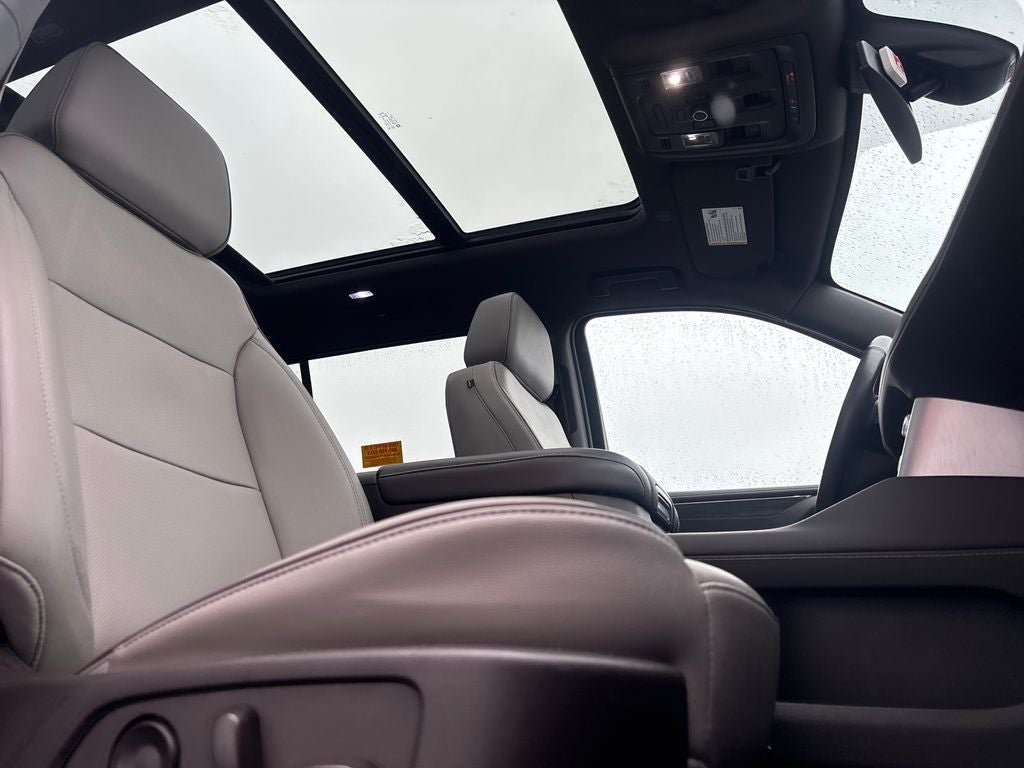 2022 GMC Yukon XL SLT
