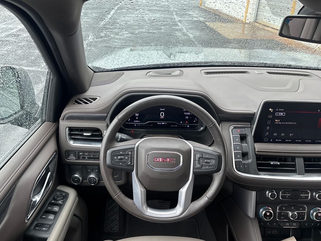 2022 GMC Yukon XL SLT