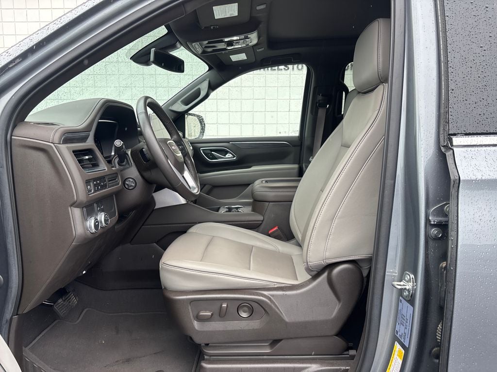 2022 GMC Yukon XL SLT
