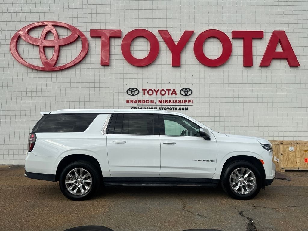 2023 Chevrolet Suburban Premier