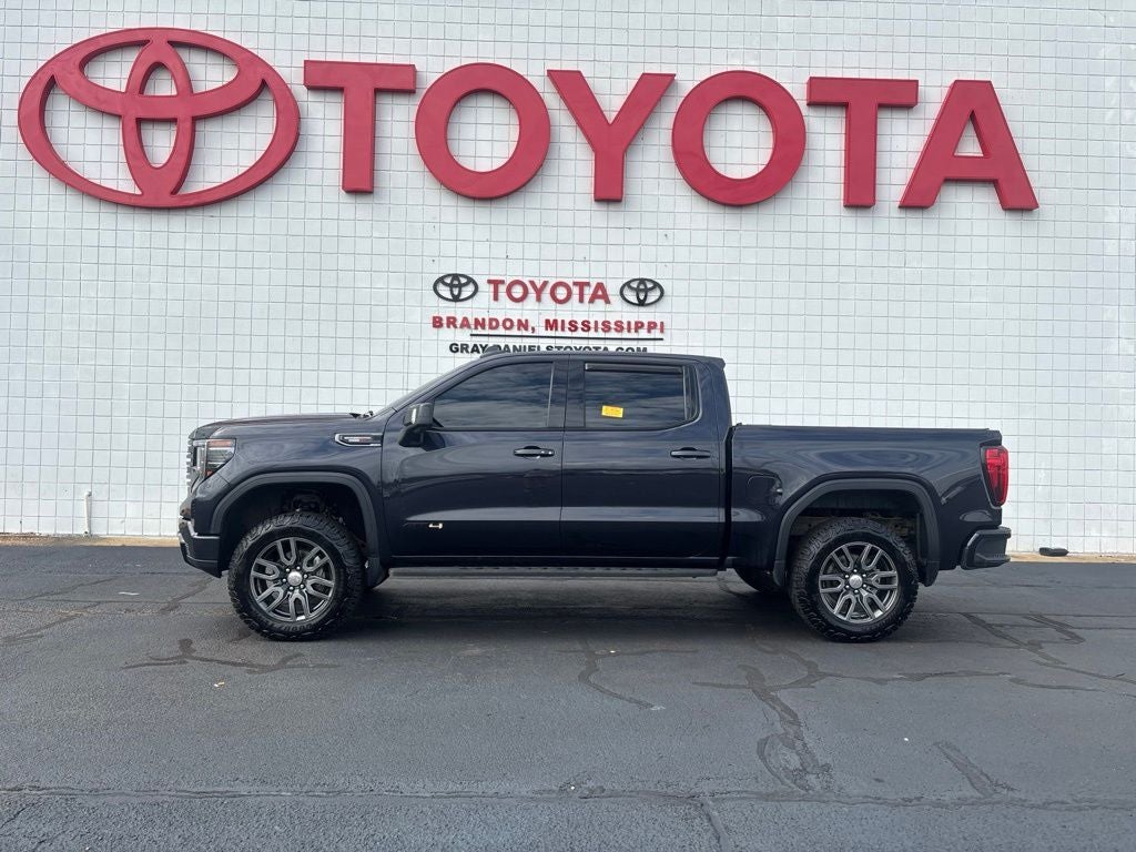 2022 GMC Sierra 1500 AT4