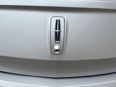 2014 Lincoln MKS Base