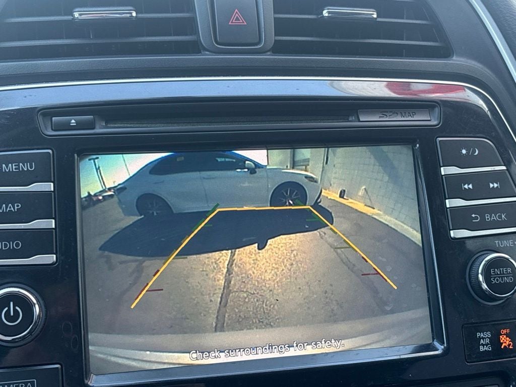 2017 Nissan Maxima SR
