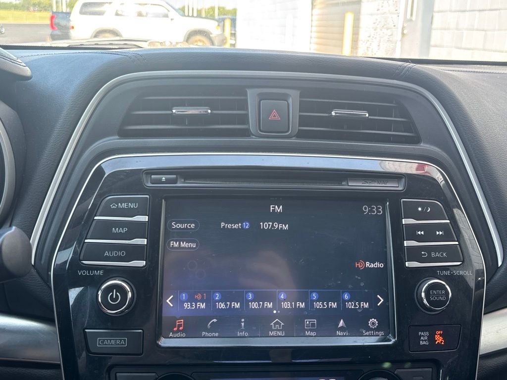2017 Nissan Maxima SR