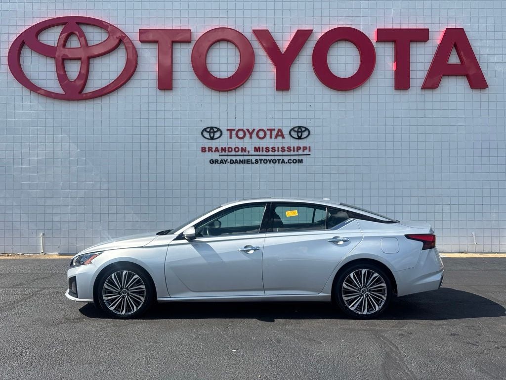 2023 Nissan Altima 2.5 SL