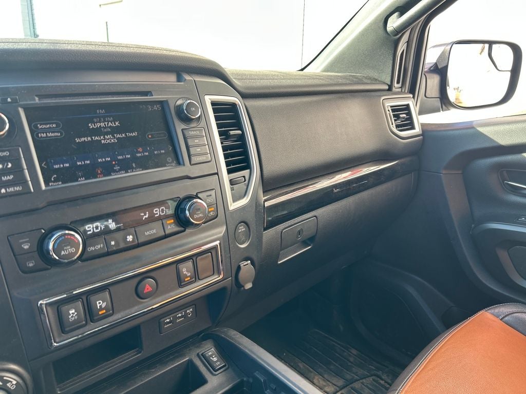 2019 Nissan Titan SV