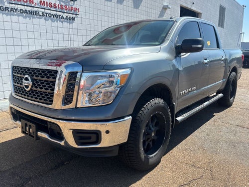2018 Nissan Titan SV