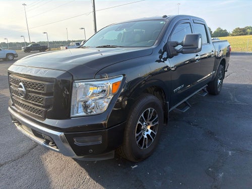 2021 Nissan Titan SV