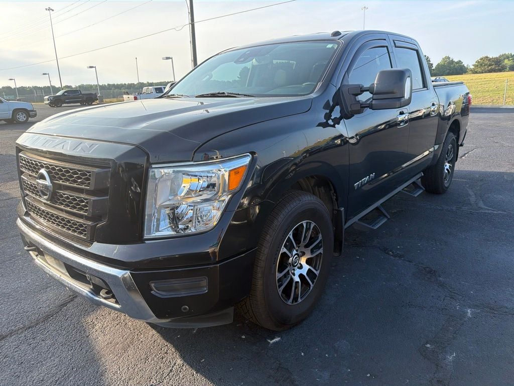 2021 Nissan Titan SV