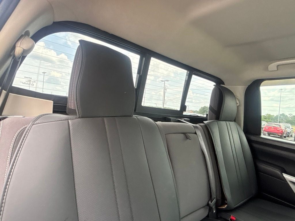 2021 Nissan Titan SV