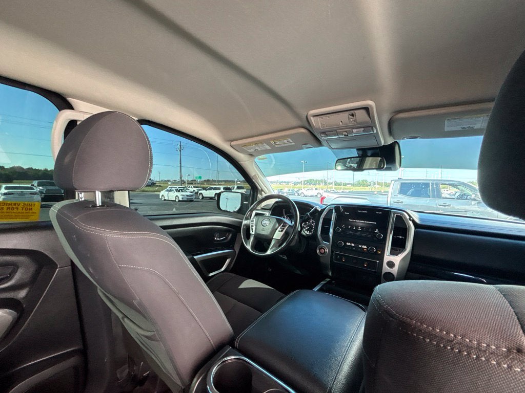 2021 Nissan Titan SV