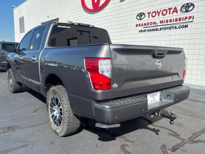 2021 Nissan Titan SV