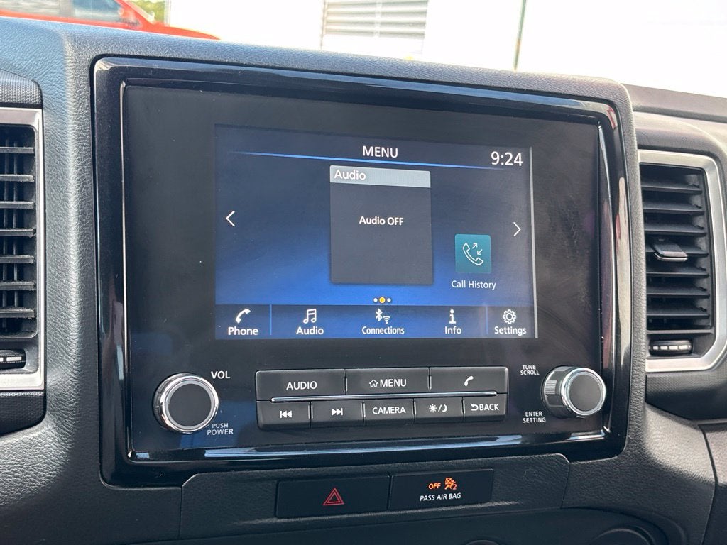 2022 Nissan Frontier SV