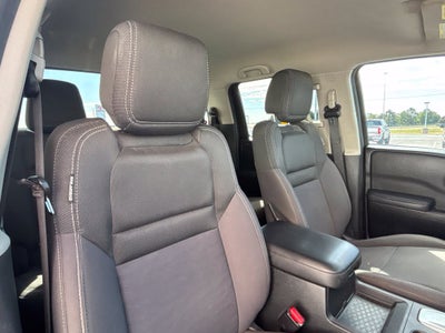 2022 Nissan Frontier SV
