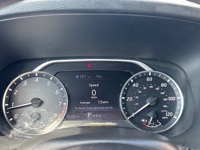 2022 Nissan Frontier SV